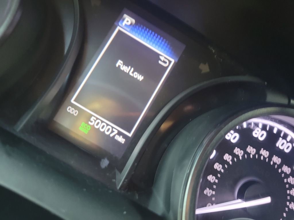 Certified 2022 Toyota Camry SE image 29