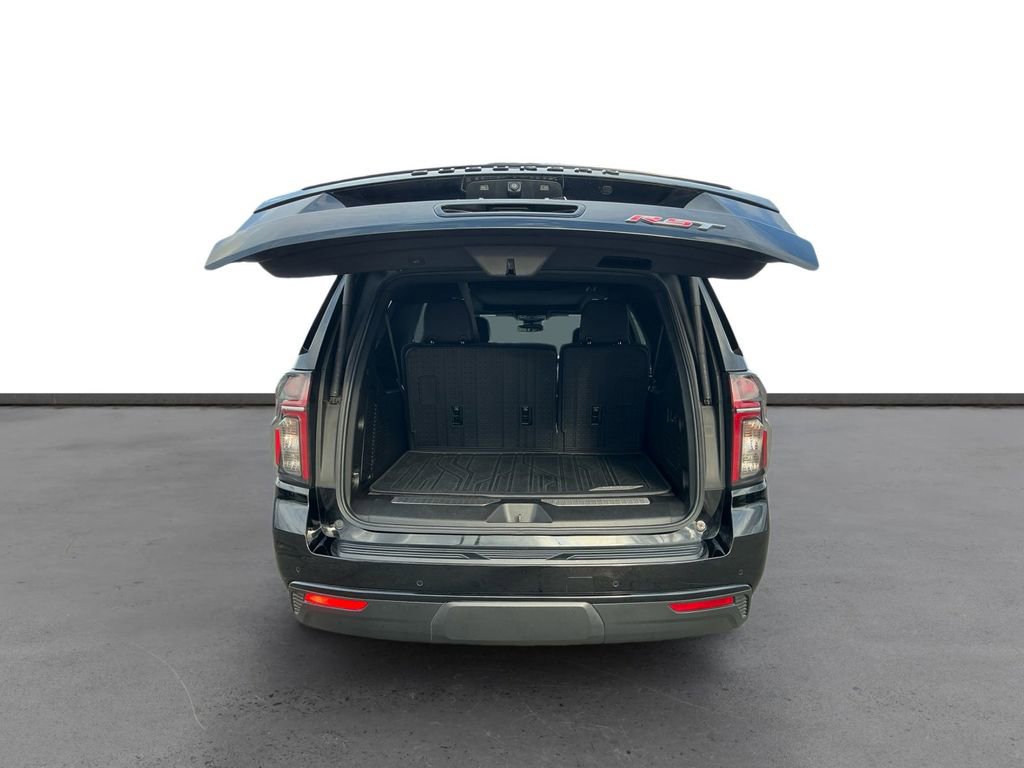 Used 2023 Chevrolet Suburban RST w/ Luxury Package image 24