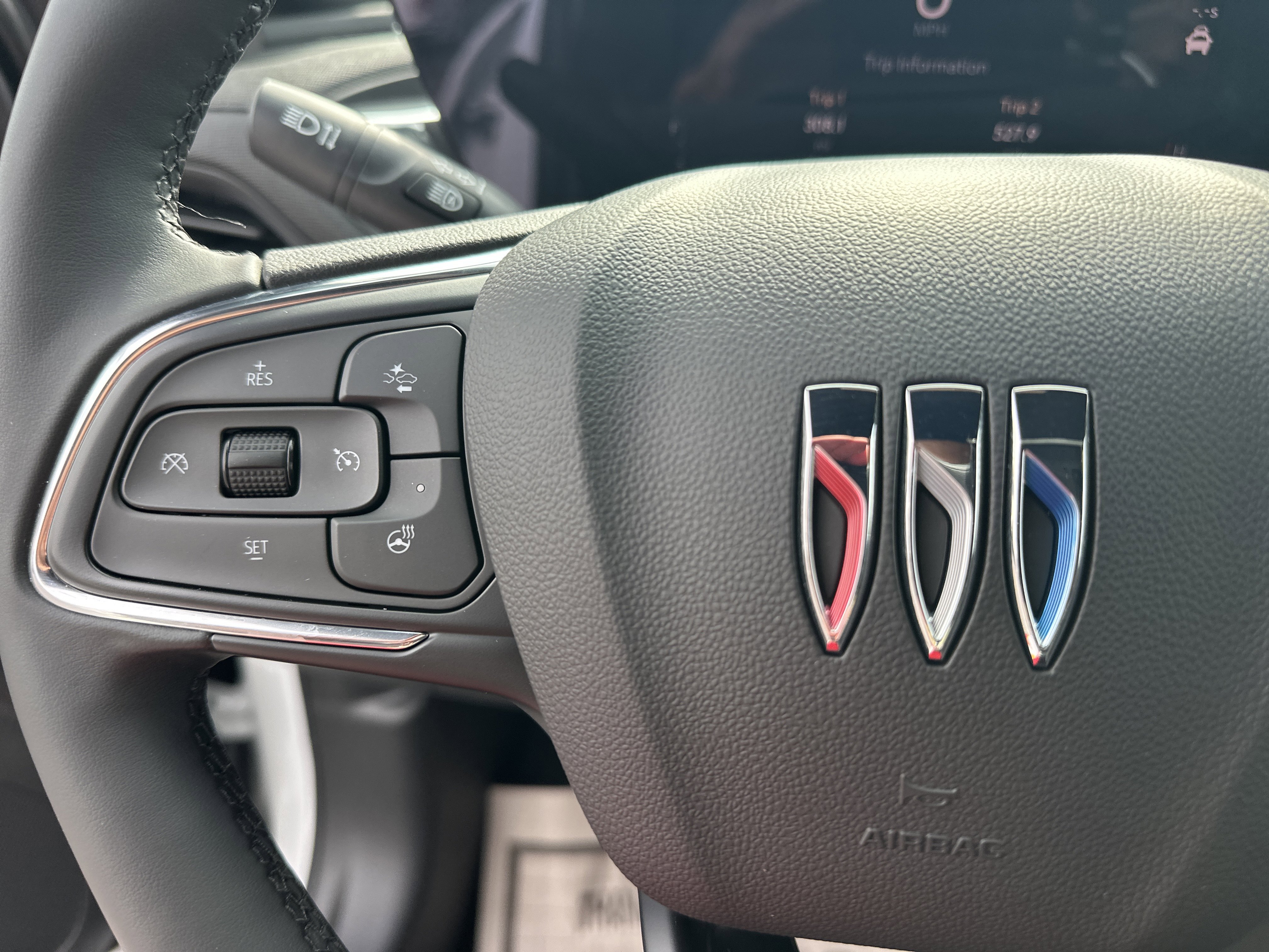 Used 2024 Buick Envista Preferred w/ Convenience I Package image 25