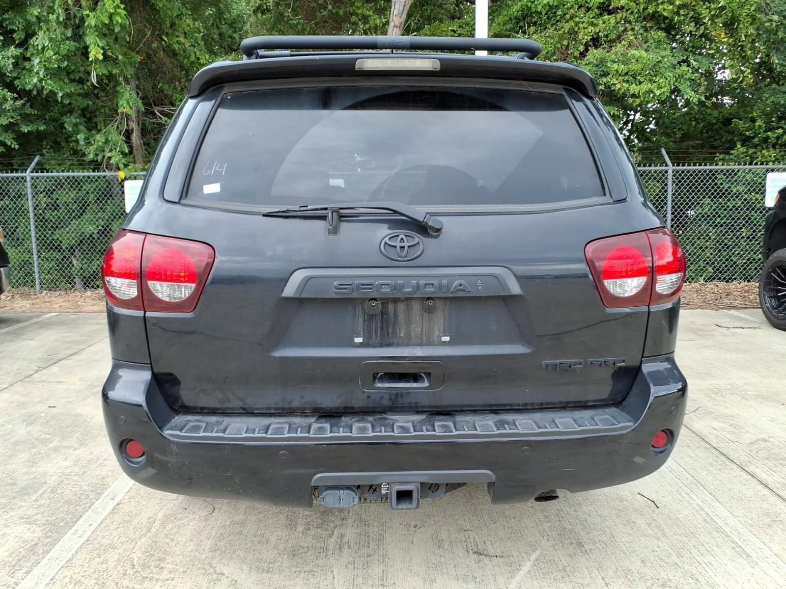 Used 2021 Toyota Sequoia TRD Pro AWD/4WD image 7