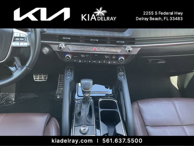 Used 2024 Kia Telluride SX w/ Towing Package FWD image 13