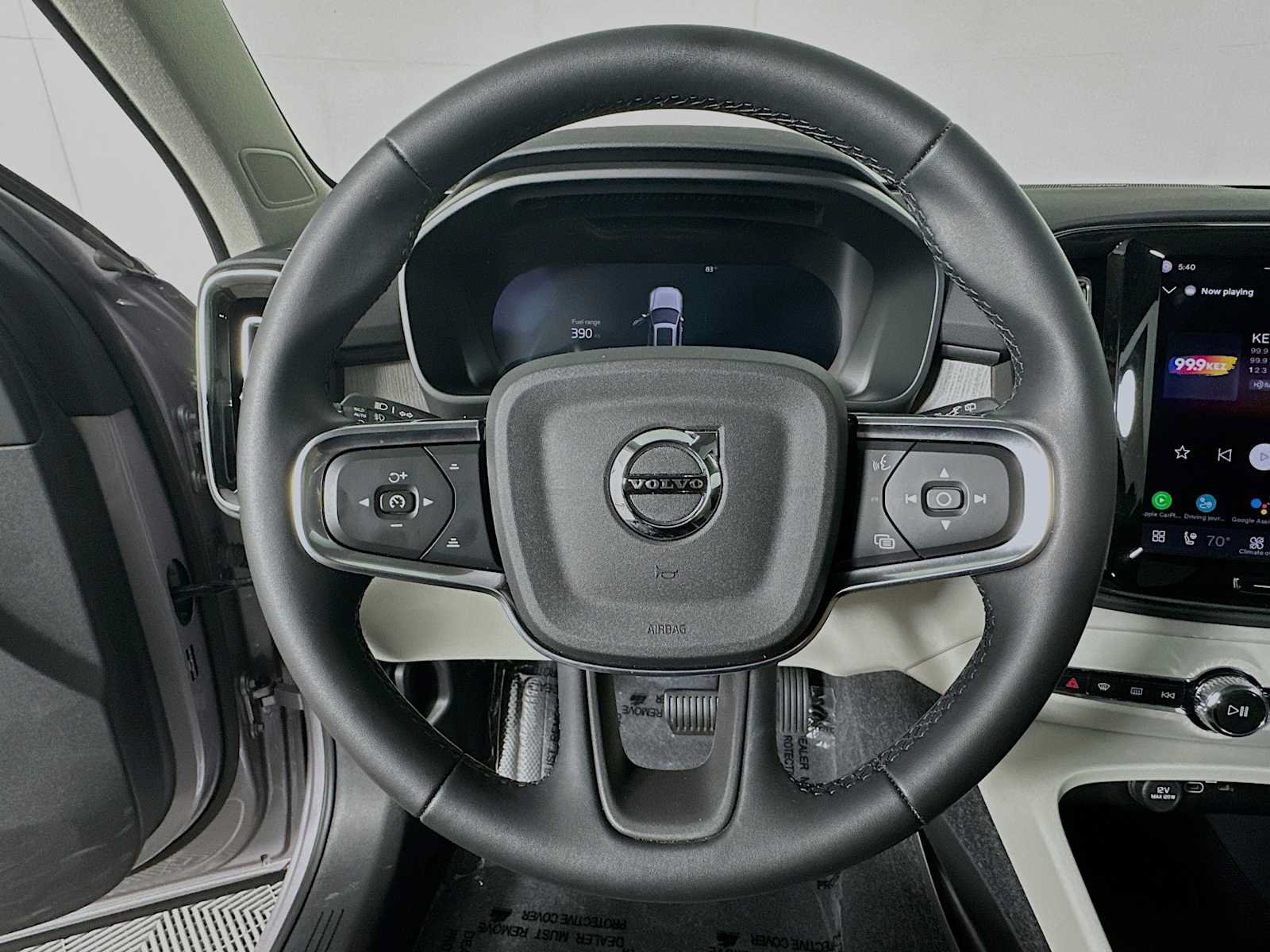 Used 2026 Volvo XC40 B5 Ultra w/ Climate Package AWD/4WD image 11