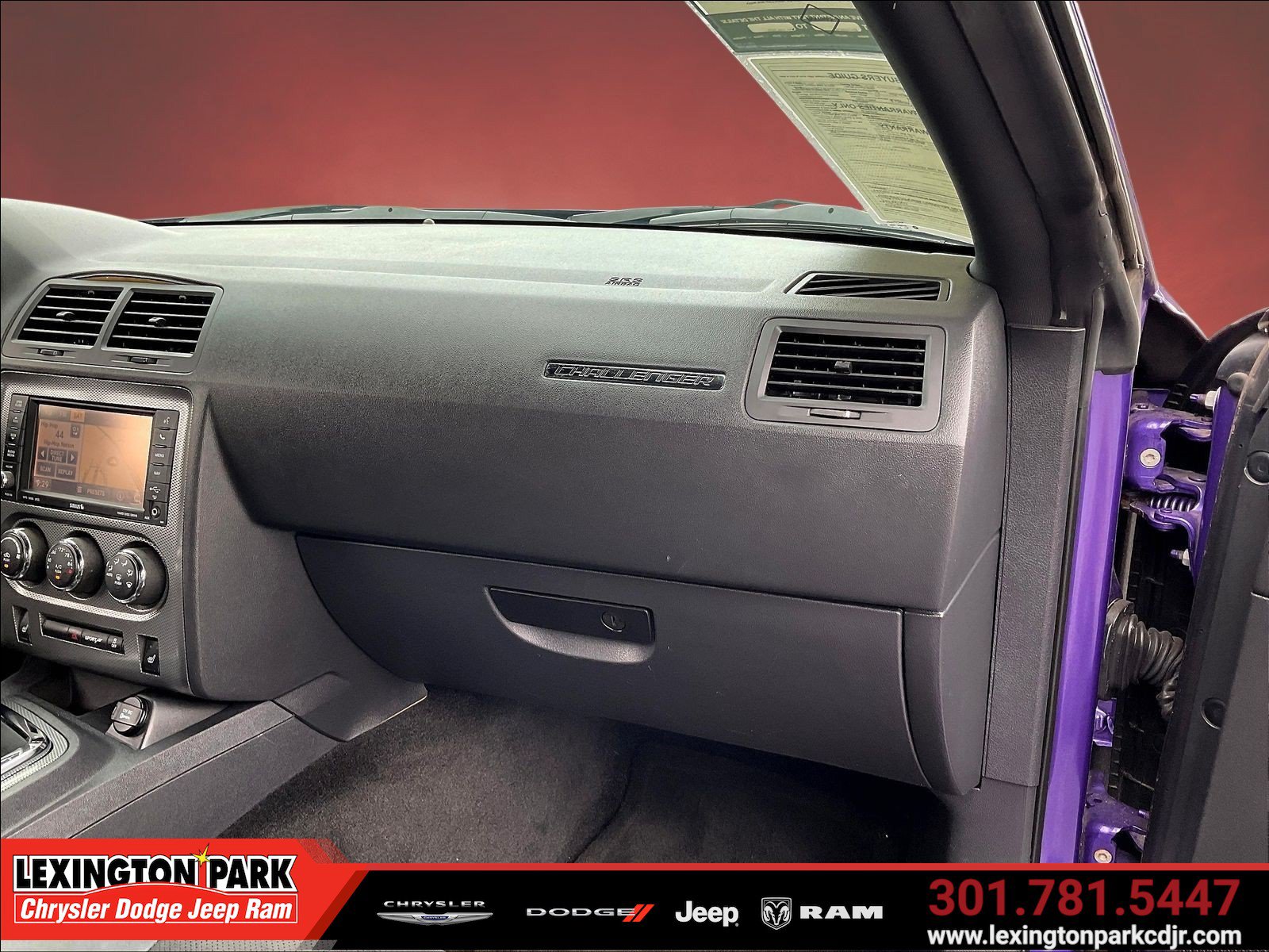 Used 2014 Dodge Challenger R/T RWD image 25