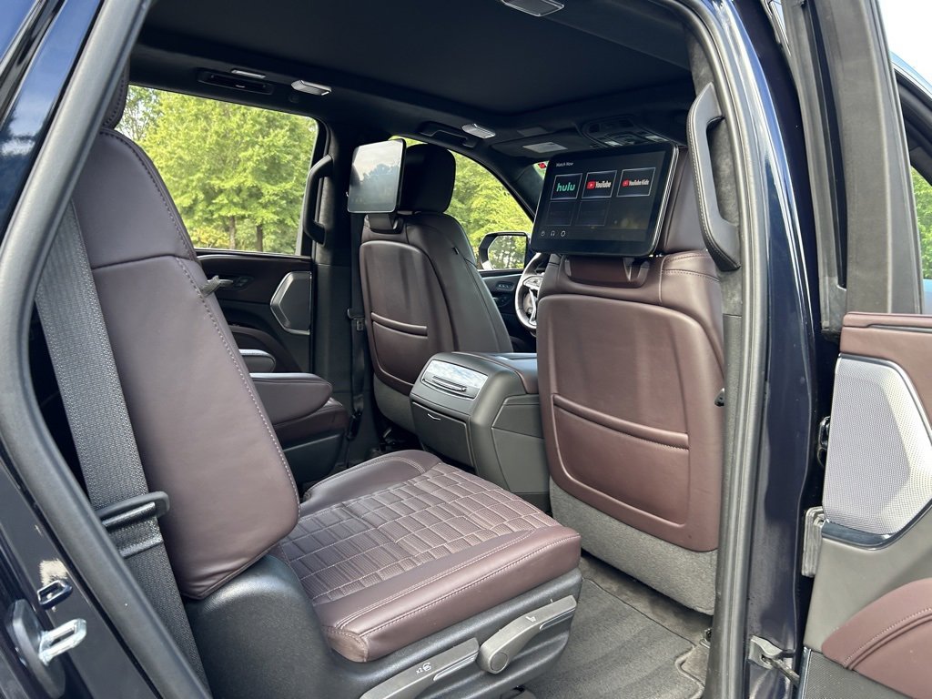 Used 2024 Cadillac Escalade Sport Platinum w/ Heavy-Duty Trailer Package image 52