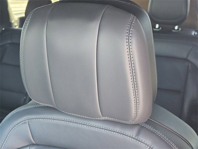 New 2025 Lincoln Navigator L Reserve w/ Jet Appearance Package image 13