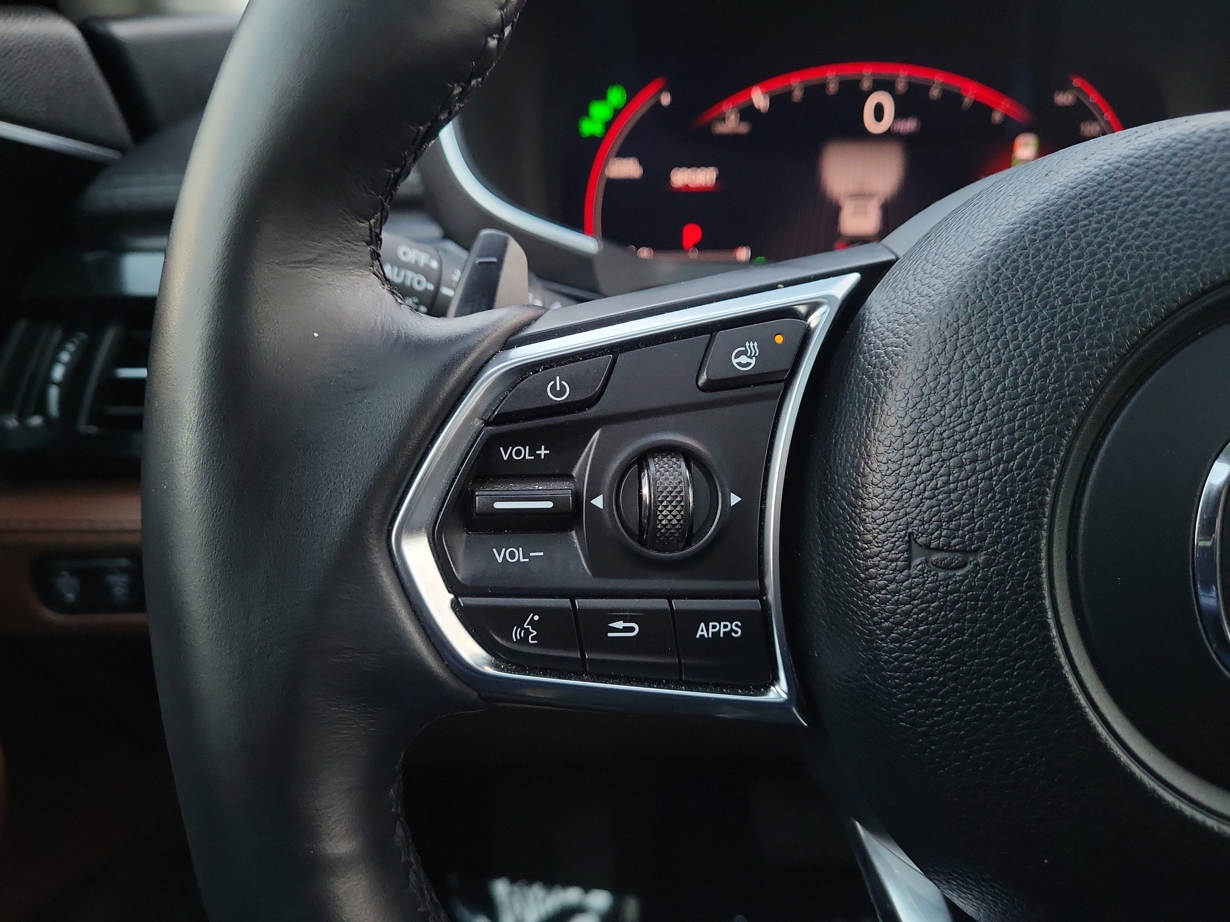 Used 2023 Acura MDX SH-AWD w/ Advance Package image 26