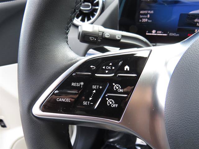 Used 2026 Mercedes-Benz GLA 250 4MATIC image 11