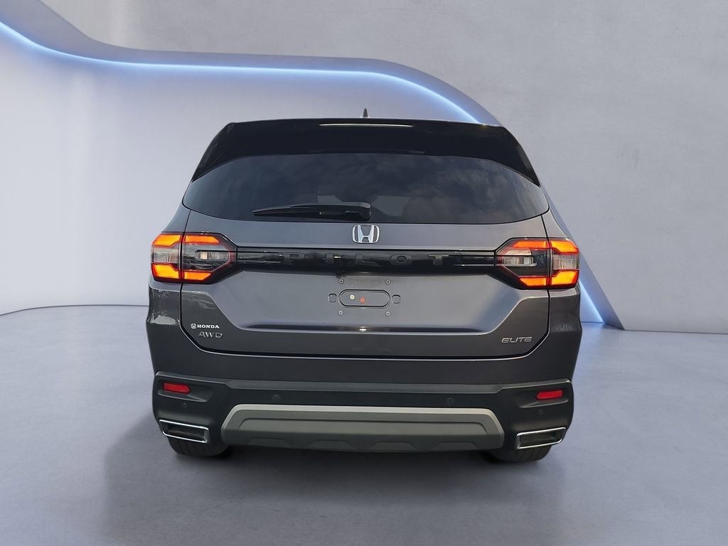 Certified 2025 Honda Pilot Elite image 4