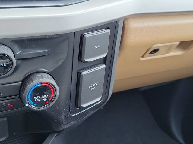 New 2026 Ford F350 XLT w/ XLT Premium Package AWD/4WD image 11