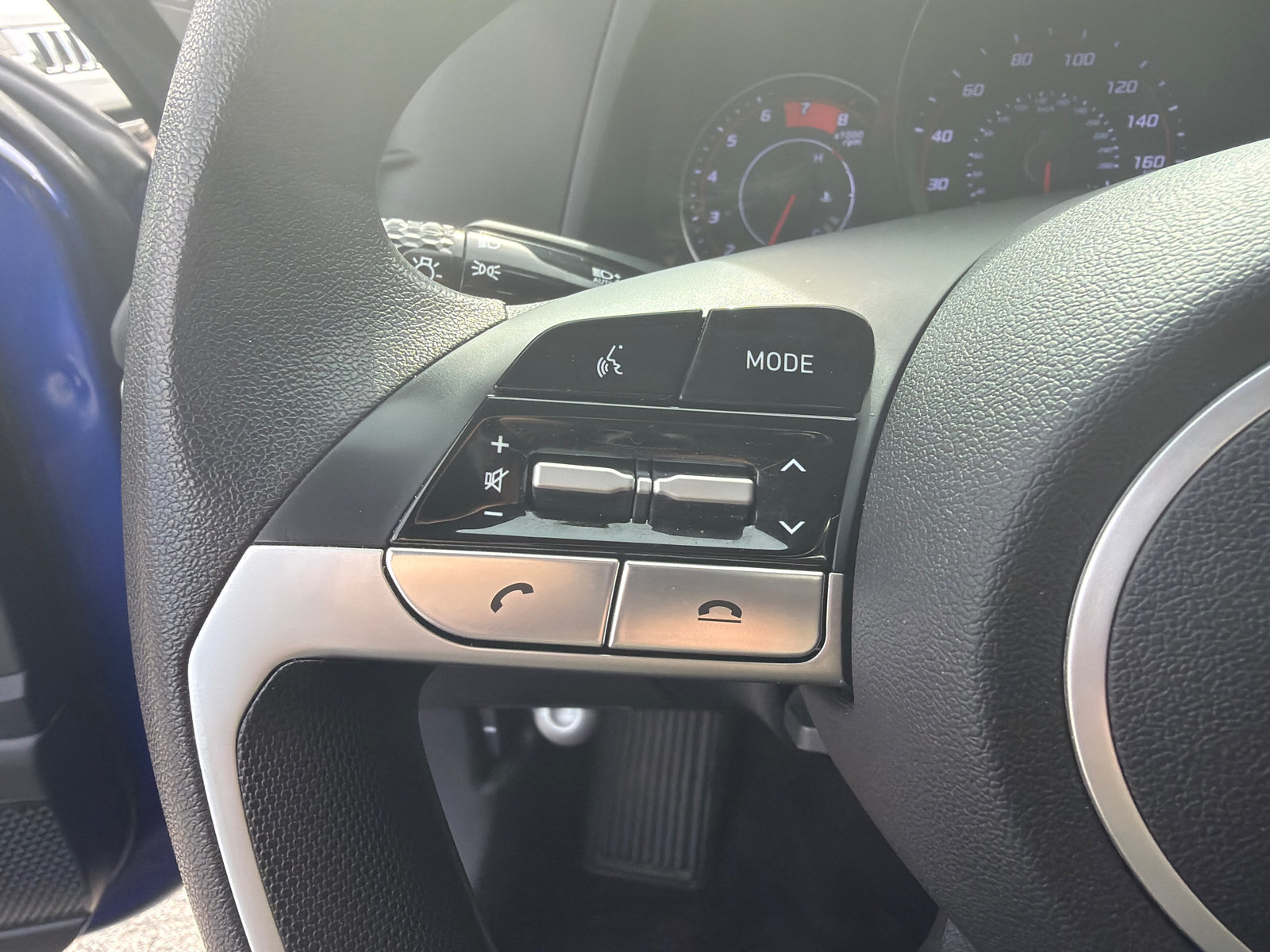 Certified 2023 Hyundai Elantra SEL FWD image 24