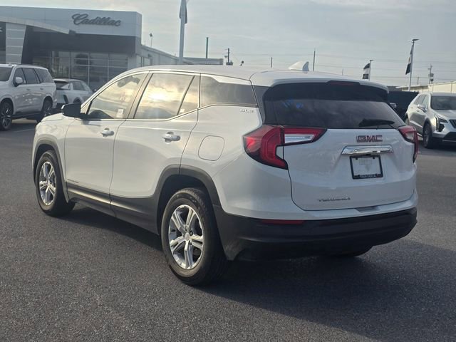 Used 2023 GMC Terrain SLE image 7