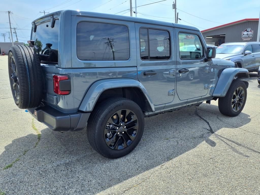 Used 2024 Jeep Wrangler Sahara 4xe image 3