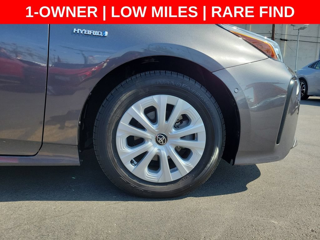 Used 2022 Toyota Prius LE FWD image 8