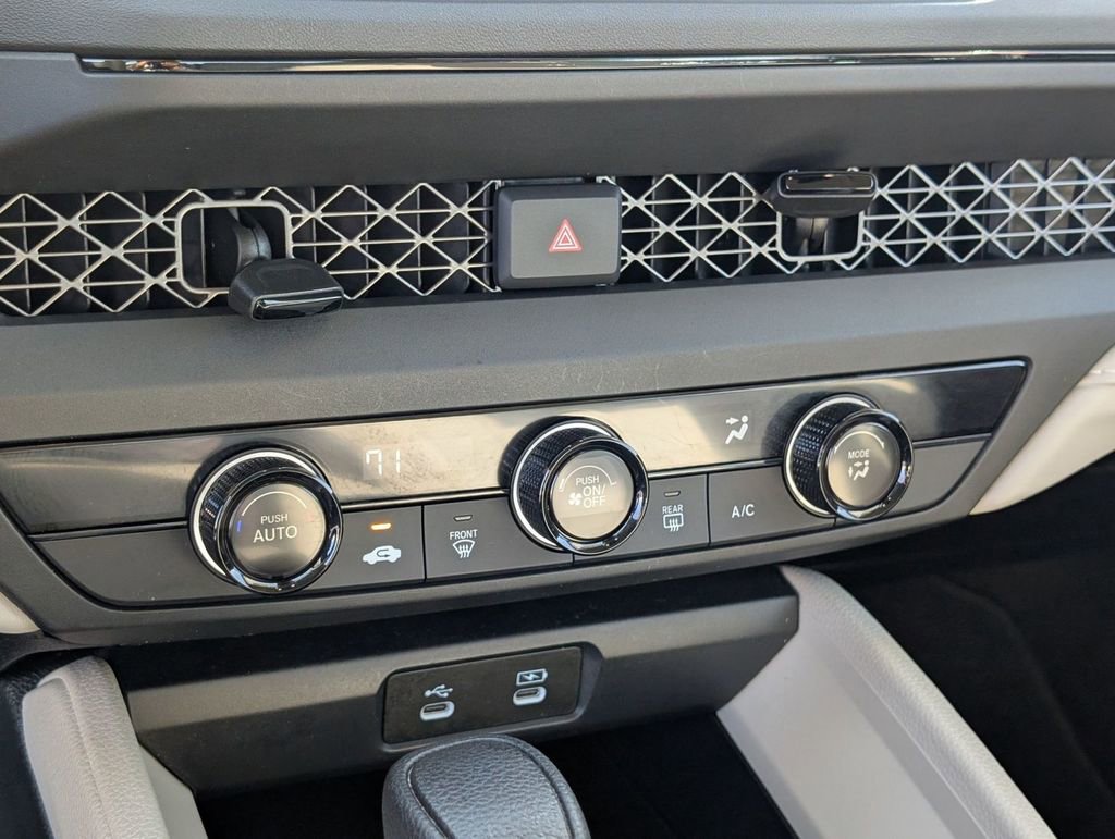 Used 2025 Honda Accord LX image 34