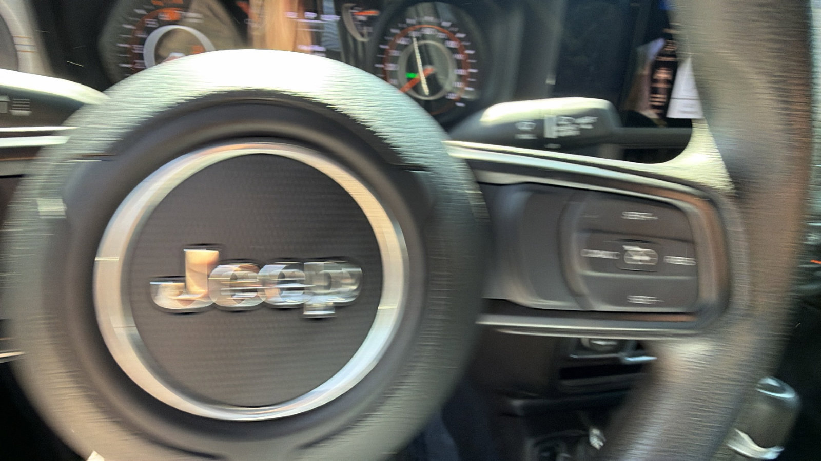 Used 2024 Jeep Wrangler Unlimited Sport AWD/4WD image 28