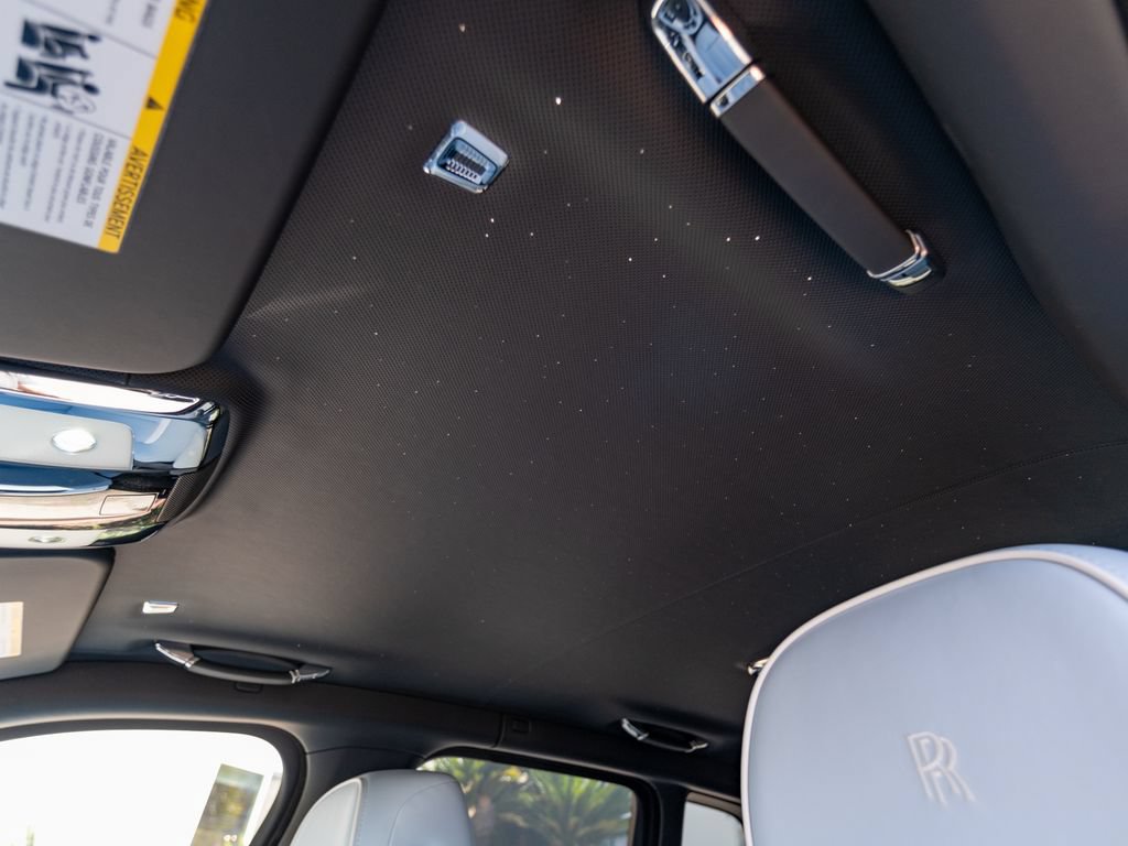 New 2027 Rolls-Royce Cullinan Black Badge AWD/4WD image 18