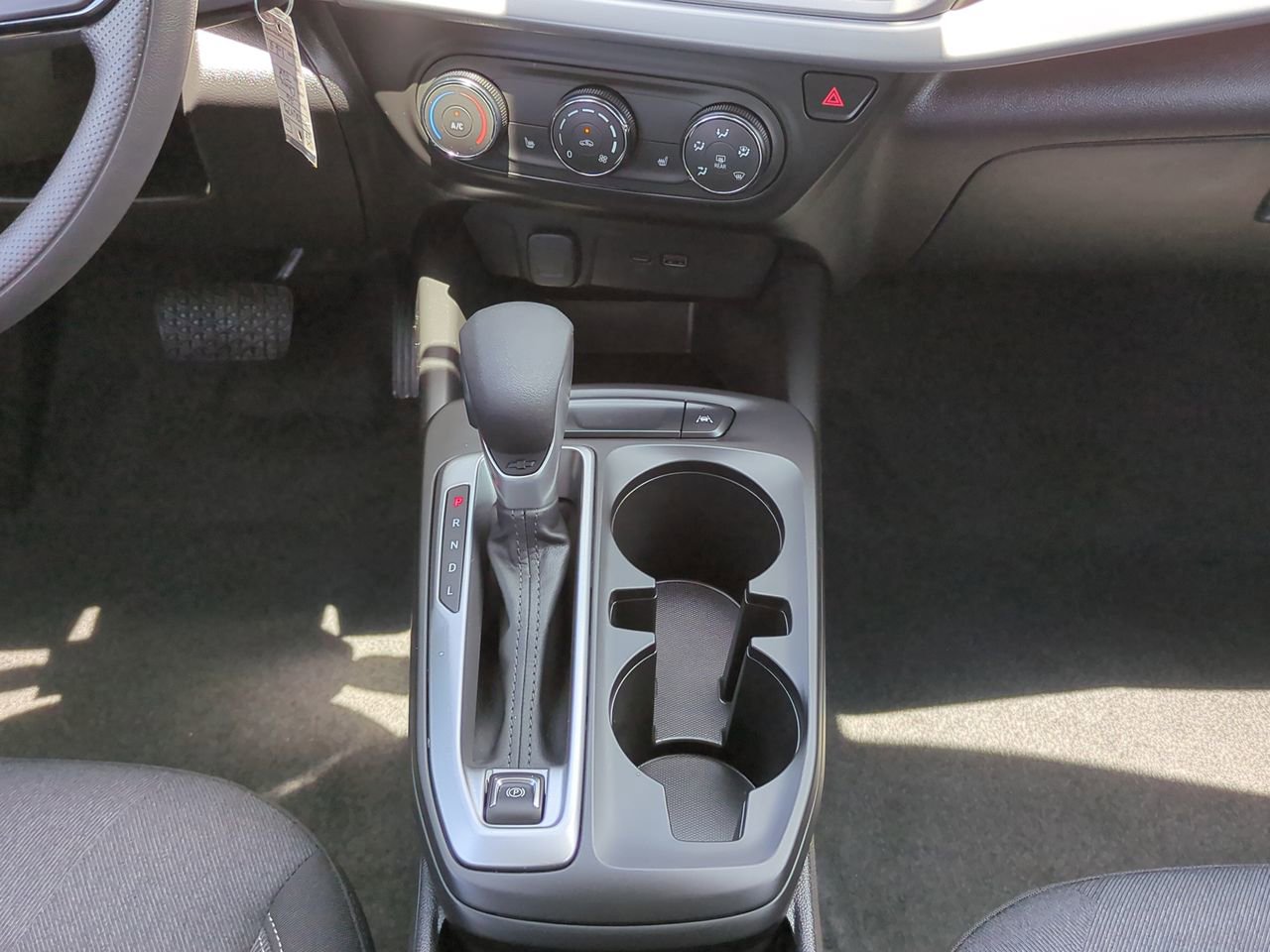 New 2026 Chevrolet Trax LS w/ LS Convenience Package FWD image 19