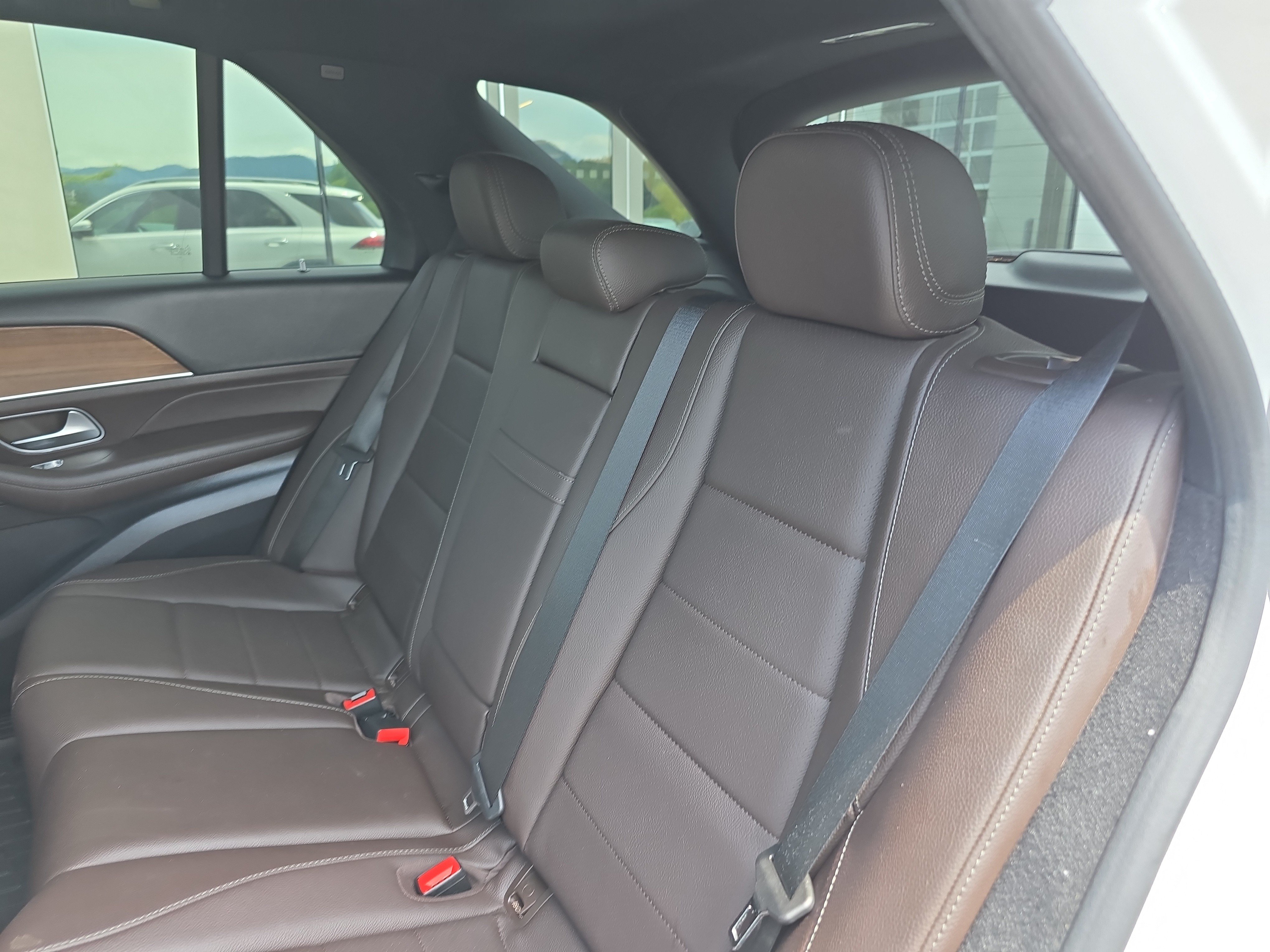 Used 2022 Mercedes-Benz GLE 350 4MATIC image 13