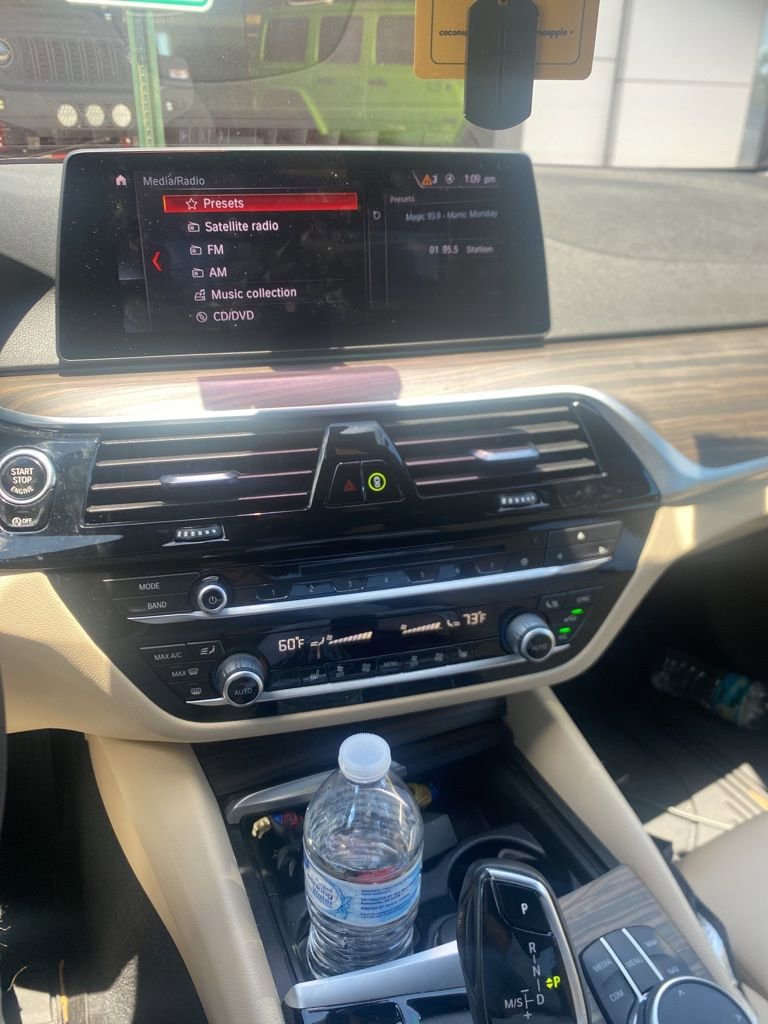 Used 2019 BMW 530i xDrive AWD/4WD image 8