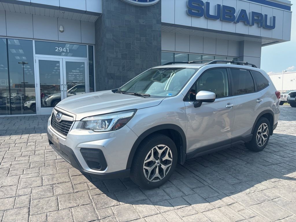 Used 2019 Subaru Forester Premium w/ All-Weather Package image 1