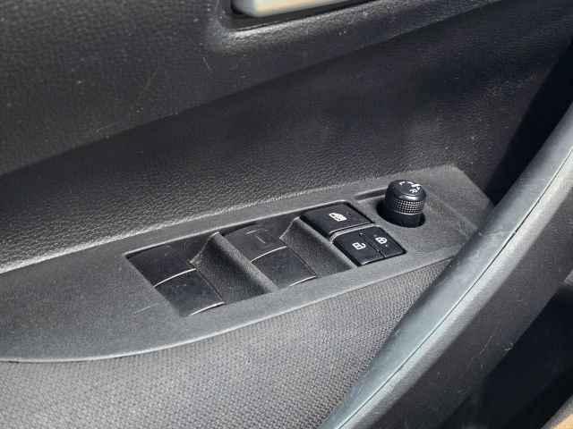 Used 2021 Toyota Corolla LE FWD image 27