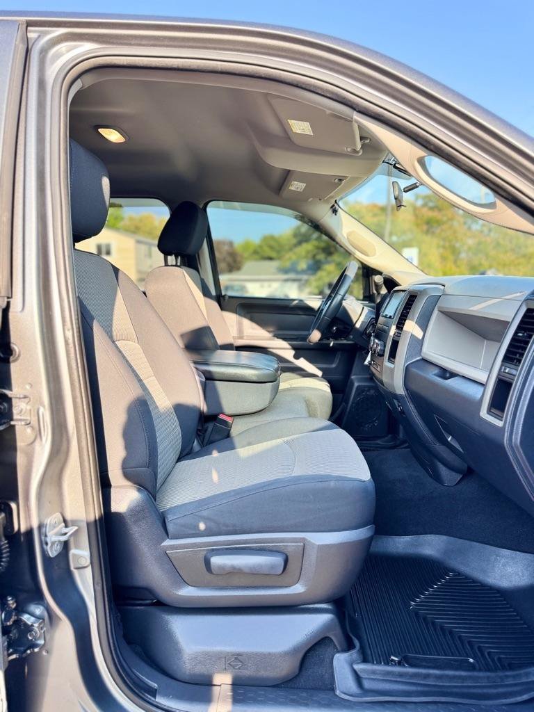 Used 2009 Dodge Ram 1500 Truck ST w/ ST Popular Equipment Group AWD/4WD image 15