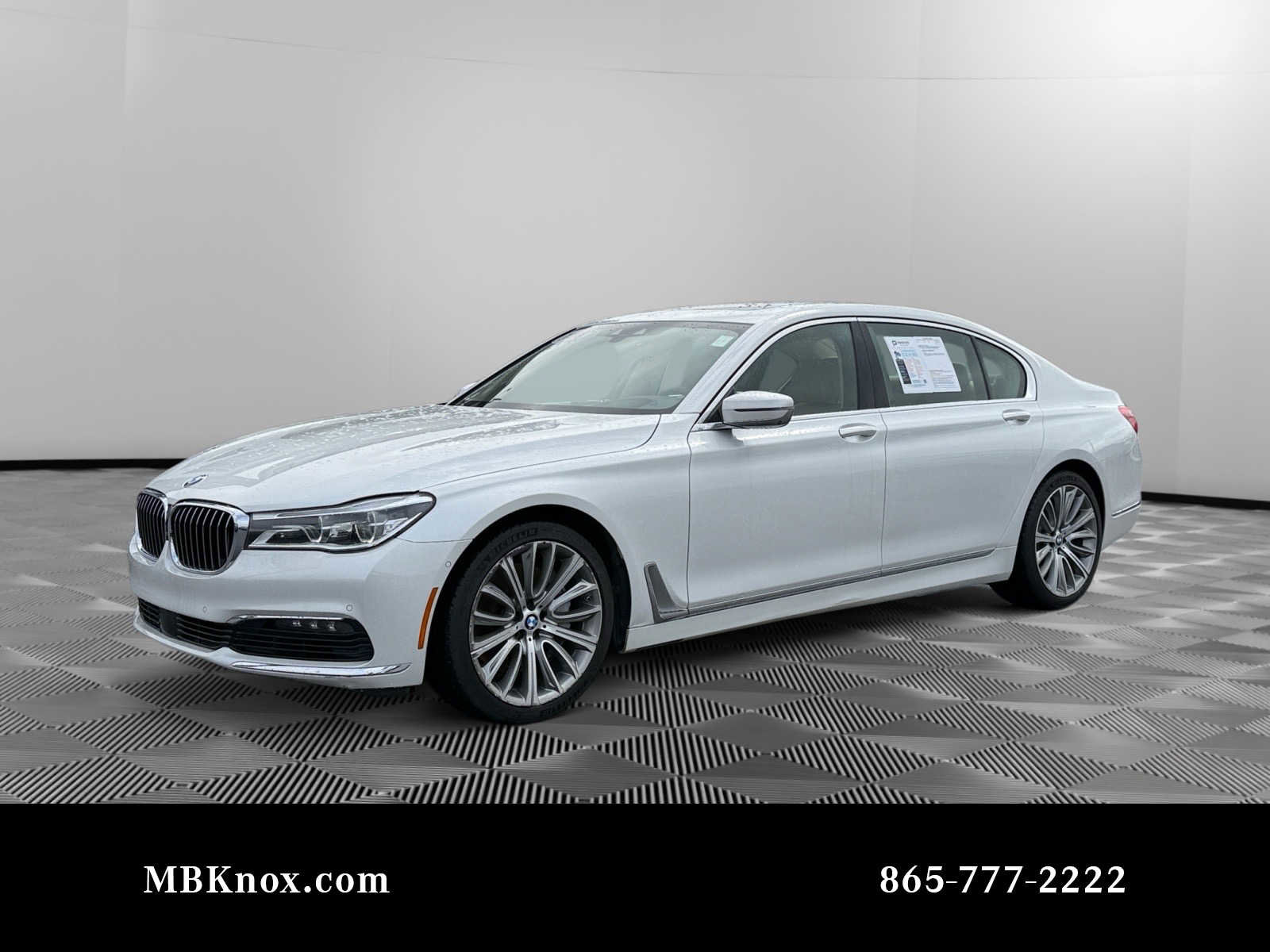 Used 2018 BMW 750i xDrive image 1