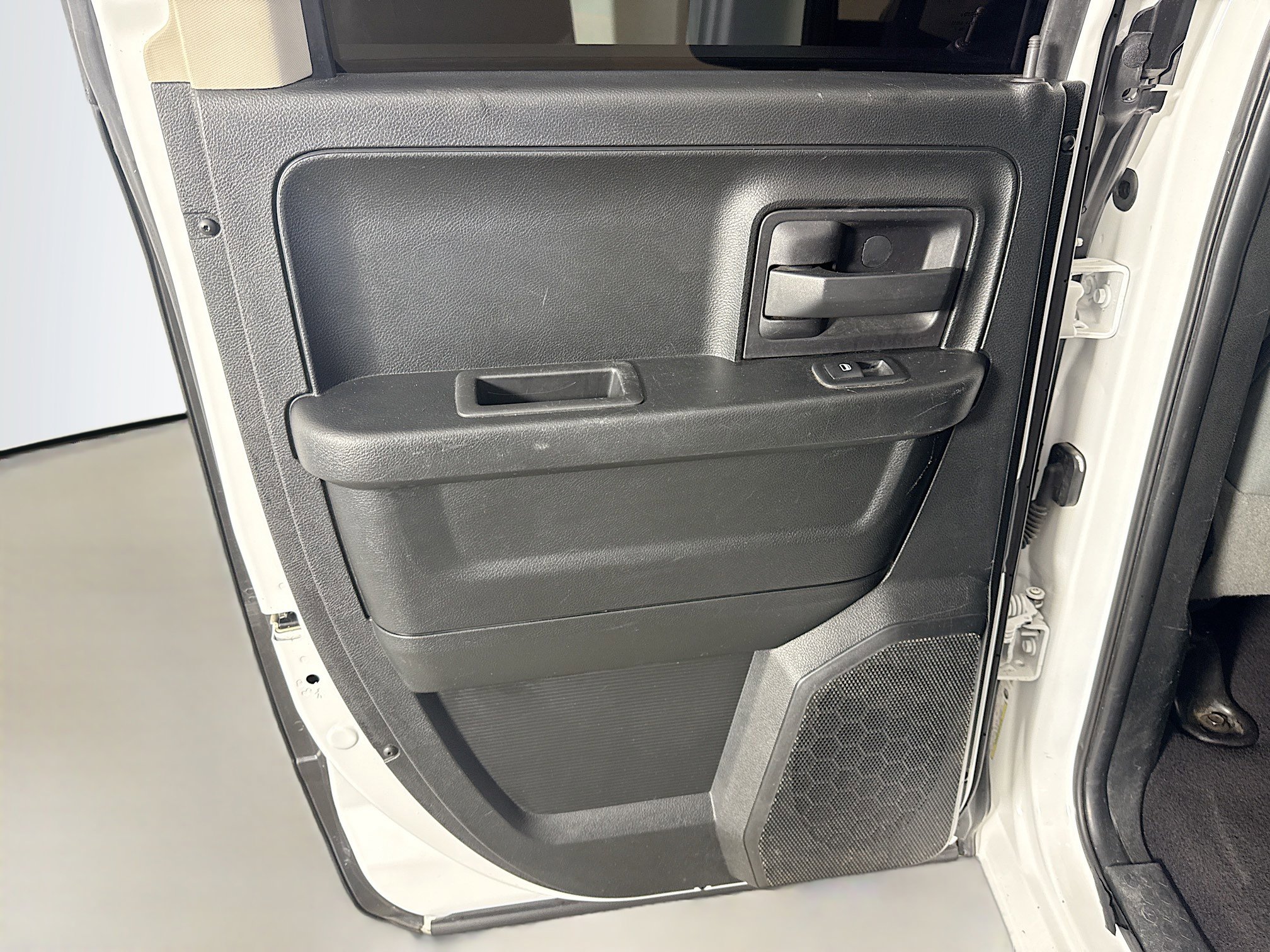 Used 2018 RAM 1500 Express image 25
