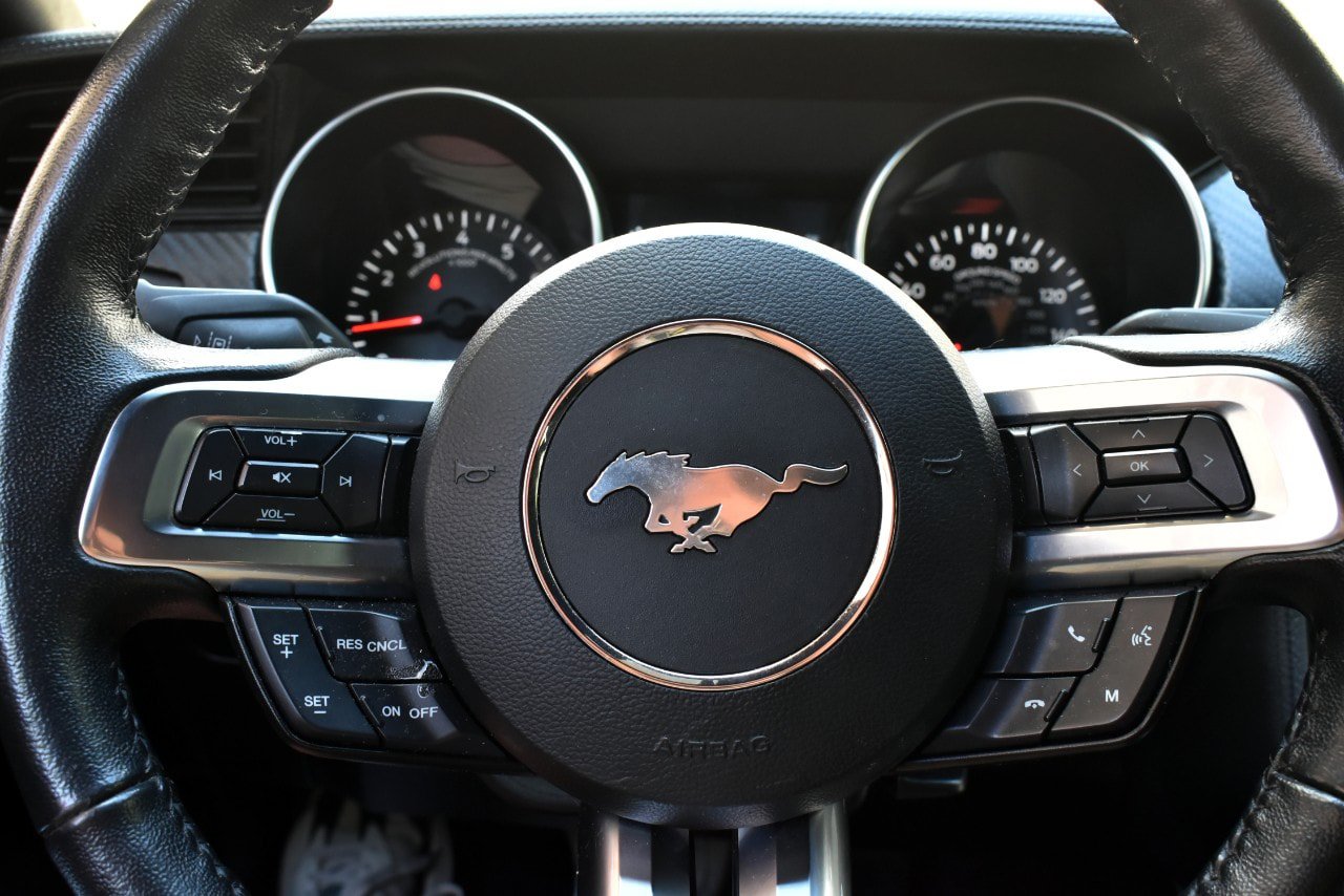Used 2022 Ford Mustang Coupe RWD image 22