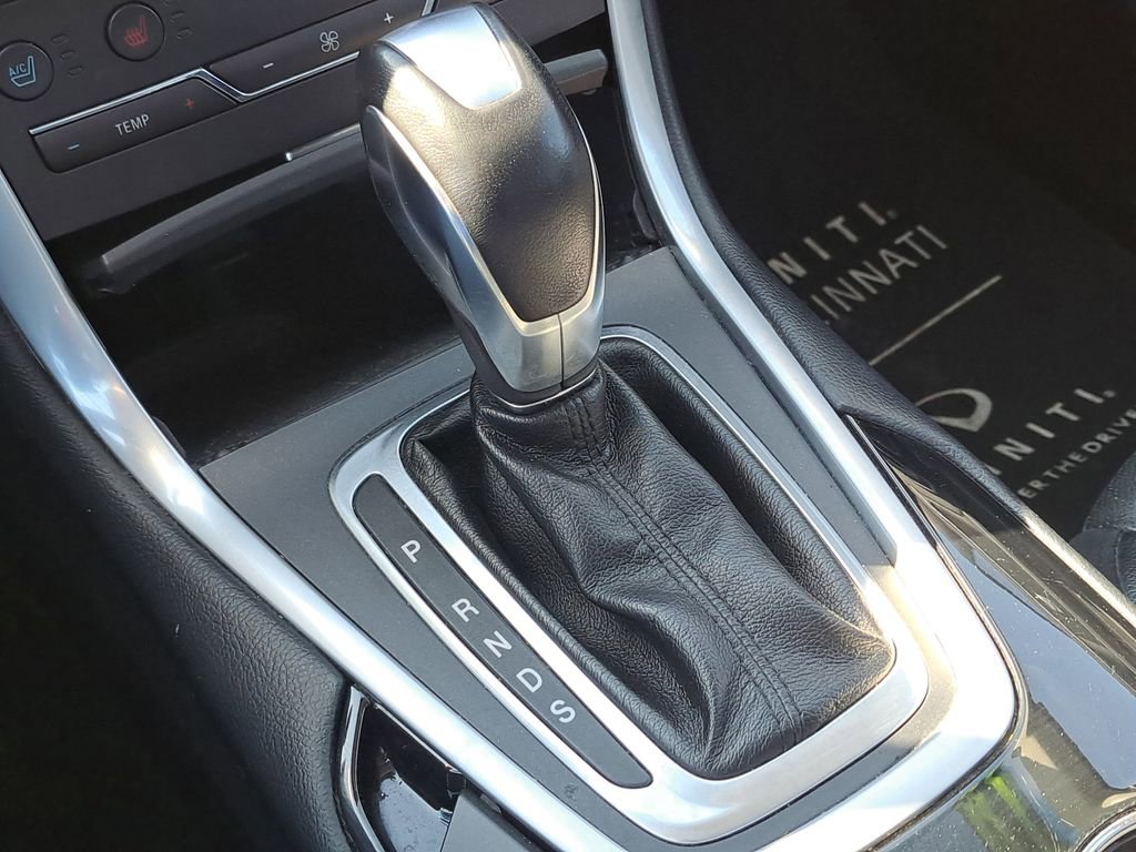 Used 2018 Ford Edge Titanium w/ Equipment Group 301A image 18