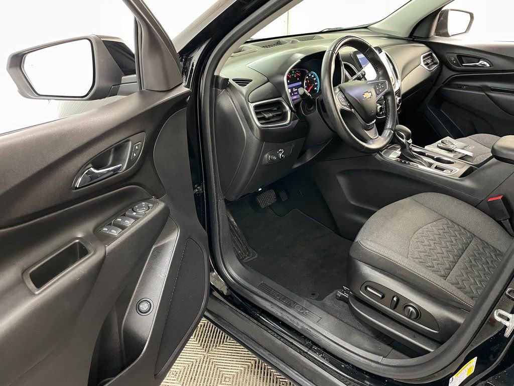 Certified 2022 Chevrolet Equinox LT image 22
