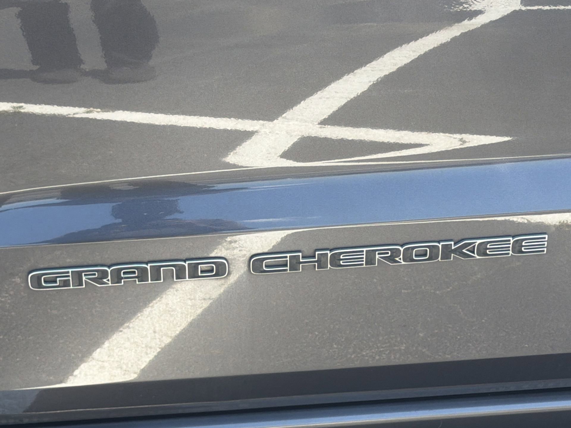 Used 2019 Jeep Grand Cherokee Overland image 34