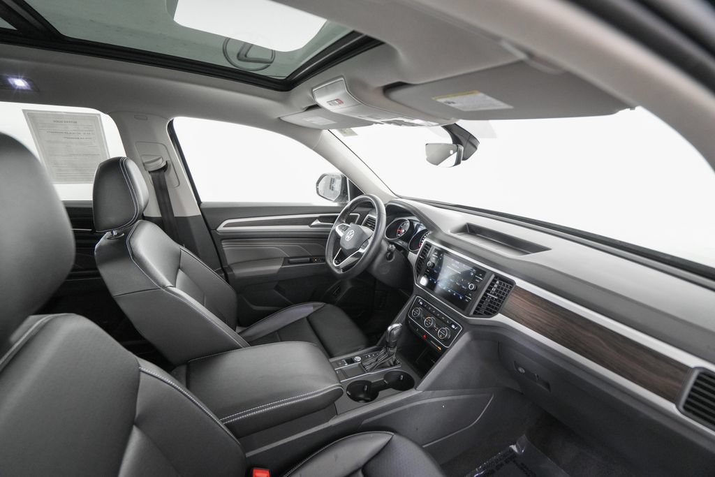 Used 2021 Volkswagen Atlas SE w/ Panoramic Sunroof Package FWD image 20