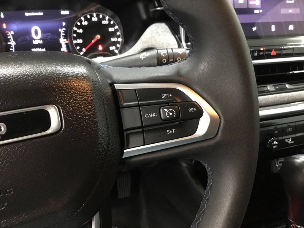 Used 2022 Jeep Compass Latitude AWD/4WD image 15