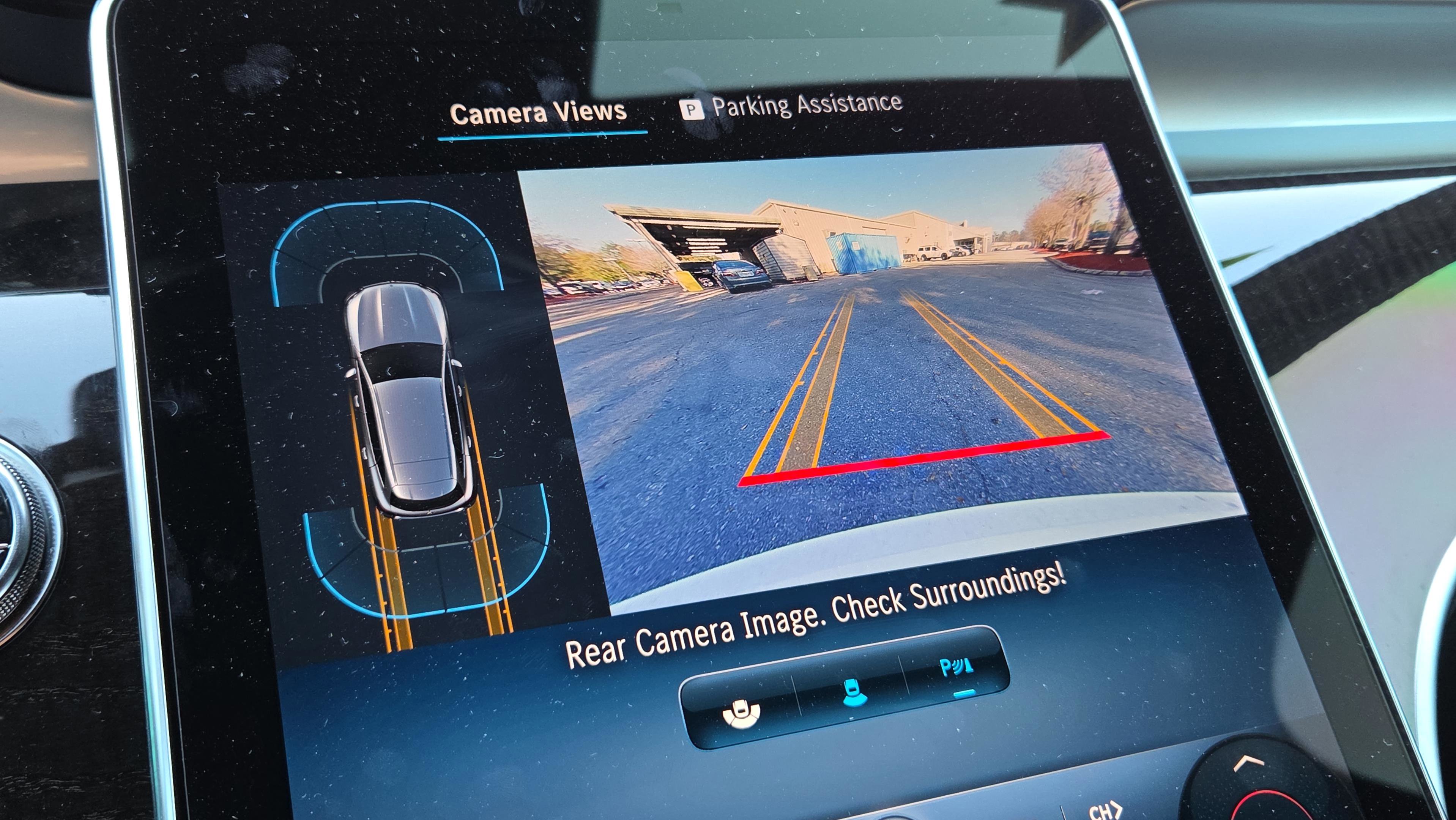 Used 2025 Mercedes-Benz GLC 300 image 19