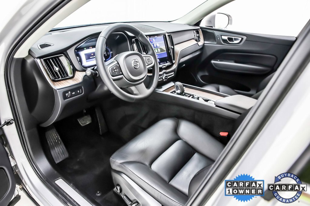 Used 2022 Volvo XC60 T8 Inscription Expression w/ Advanced Package image 30