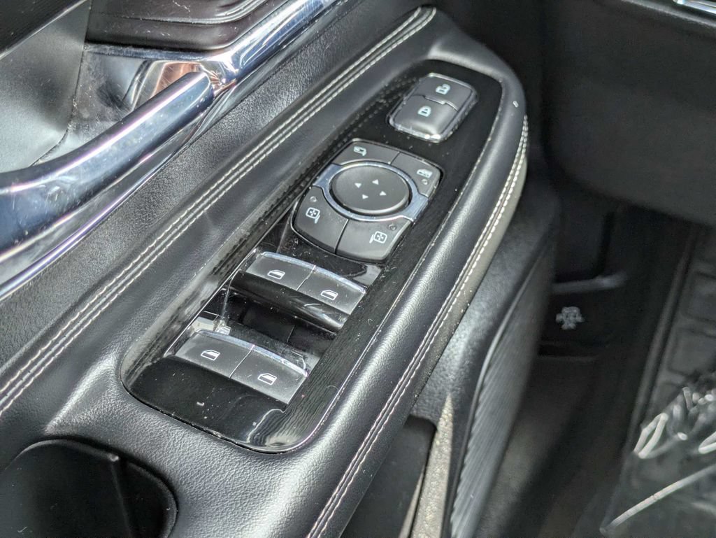 Used 2022 Lincoln Corsair AWD w/ Premium Package image 26