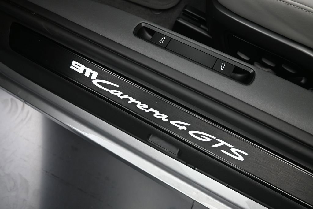 Certified 2024 Porsche 911 GT3 RS image 26