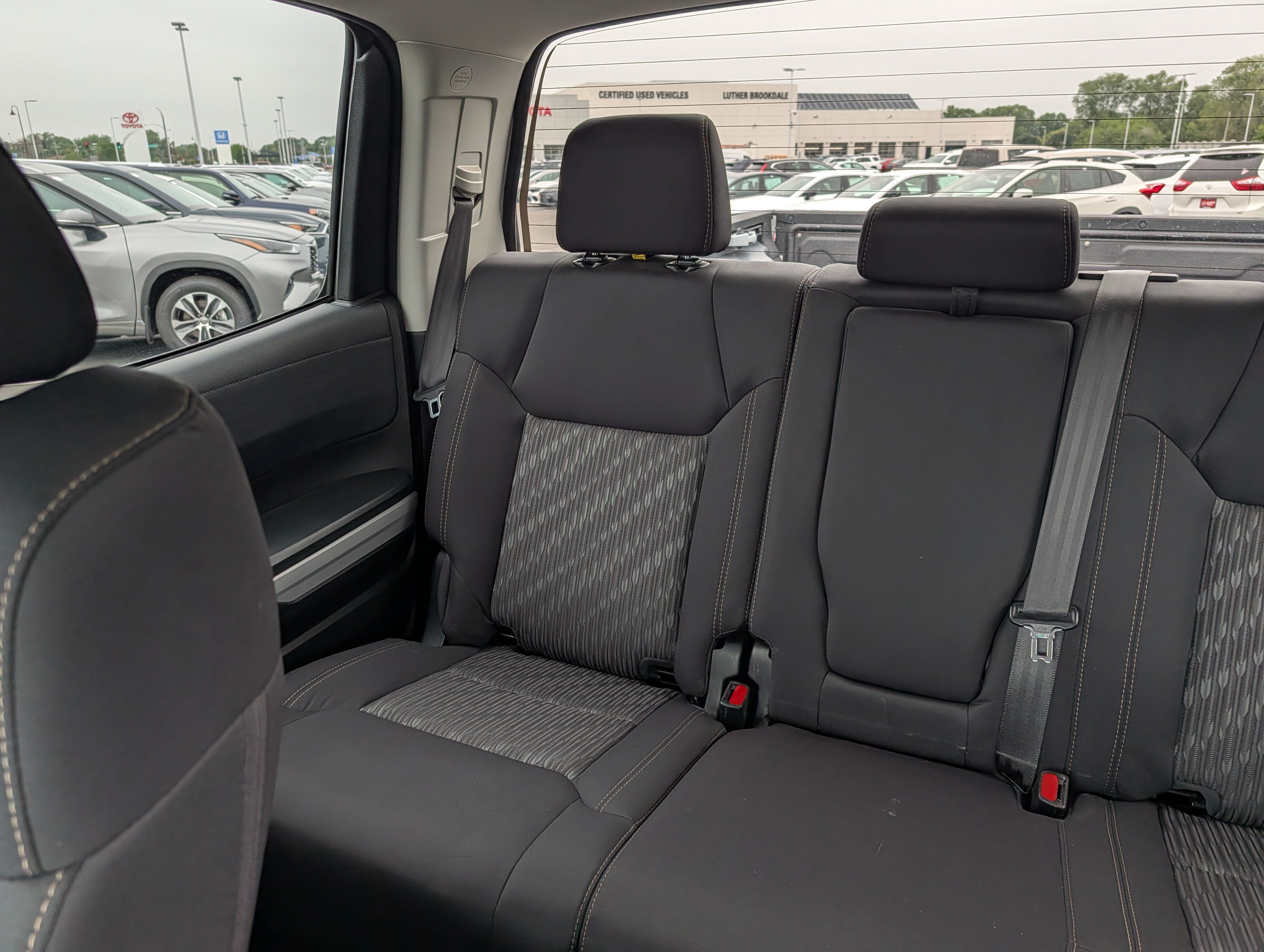 Used 2021 Toyota Tundra SR5 w/ Trail Edition AWD/4WD image 12