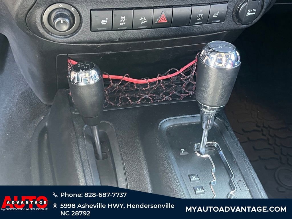 Used 2017 Jeep Wrangler Unlimited Rubicon image 13