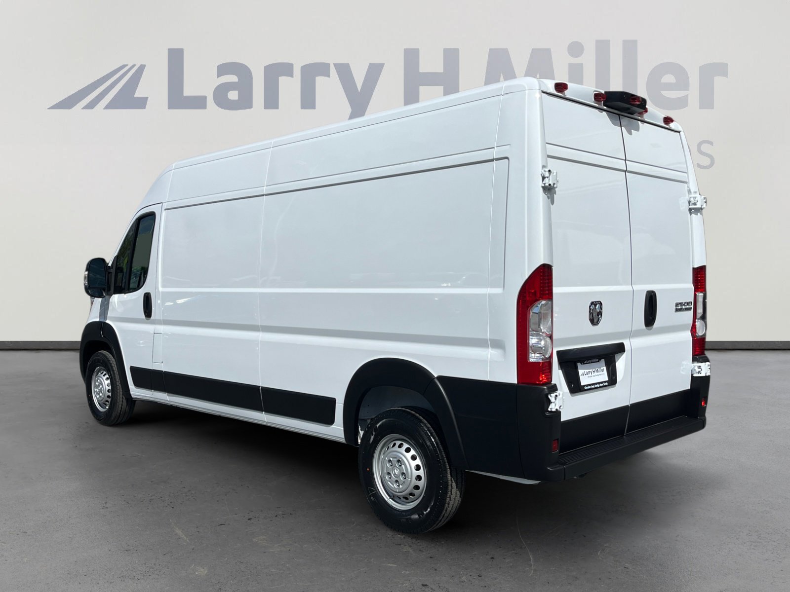 New 2026 RAM ProMaster 2500 w/ Convenience Group image 3
