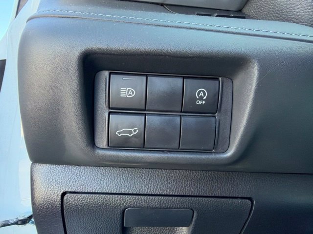 Used 2023 Toyota Highlander XSE AWD/4WD image 10