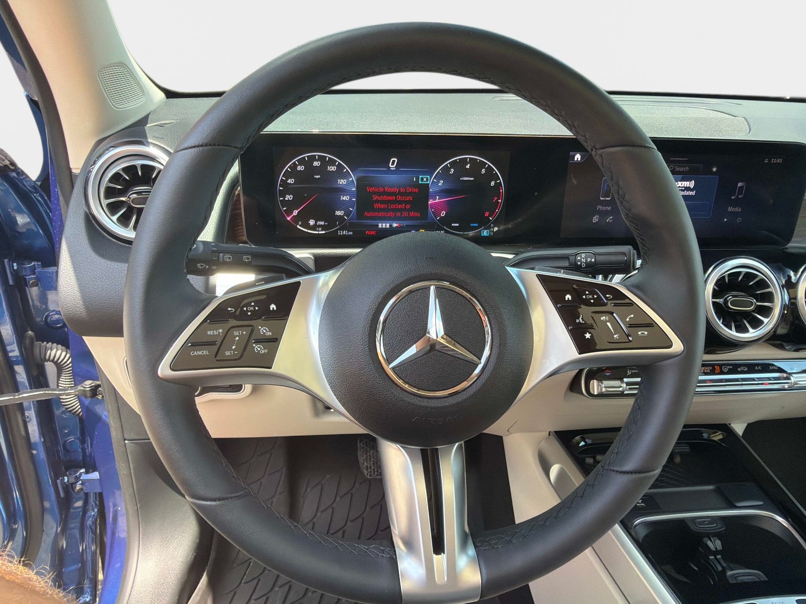 Certified 2024 Mercedes-Benz GLB 250 image 24