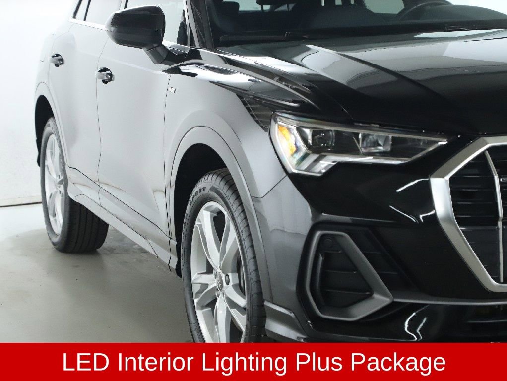 Used 2024 Audi Q3 2.0T Premium Plus w/ Premium Plus Package image 10