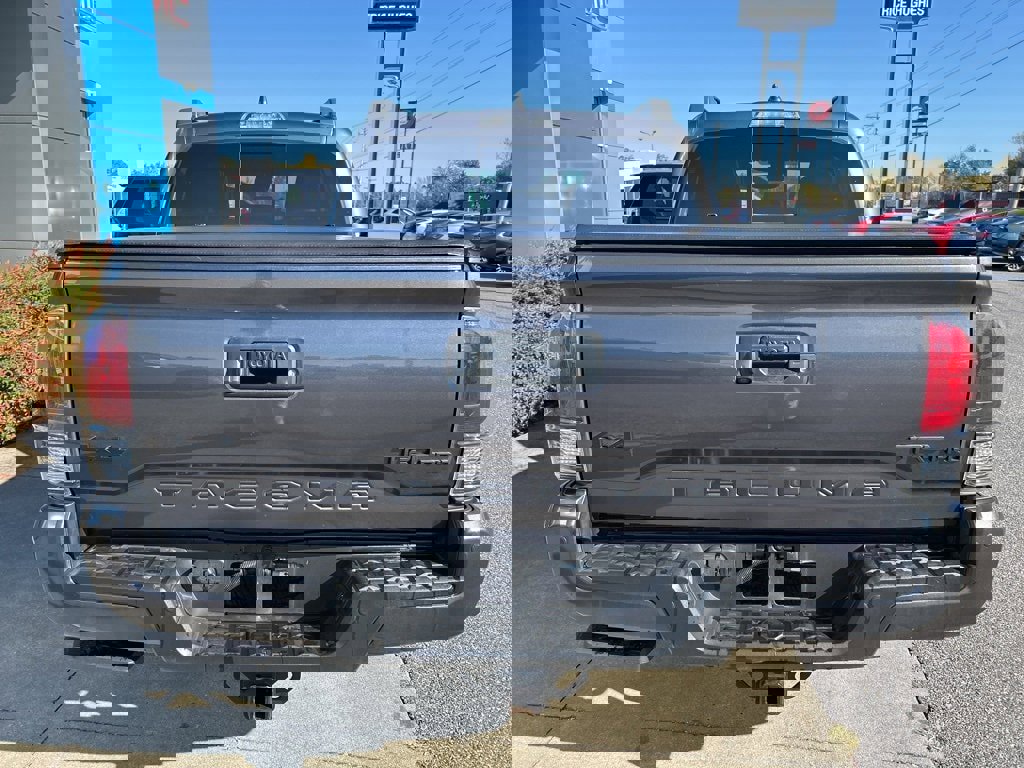 Used 2022 Toyota Tacoma TRD Pro image 7