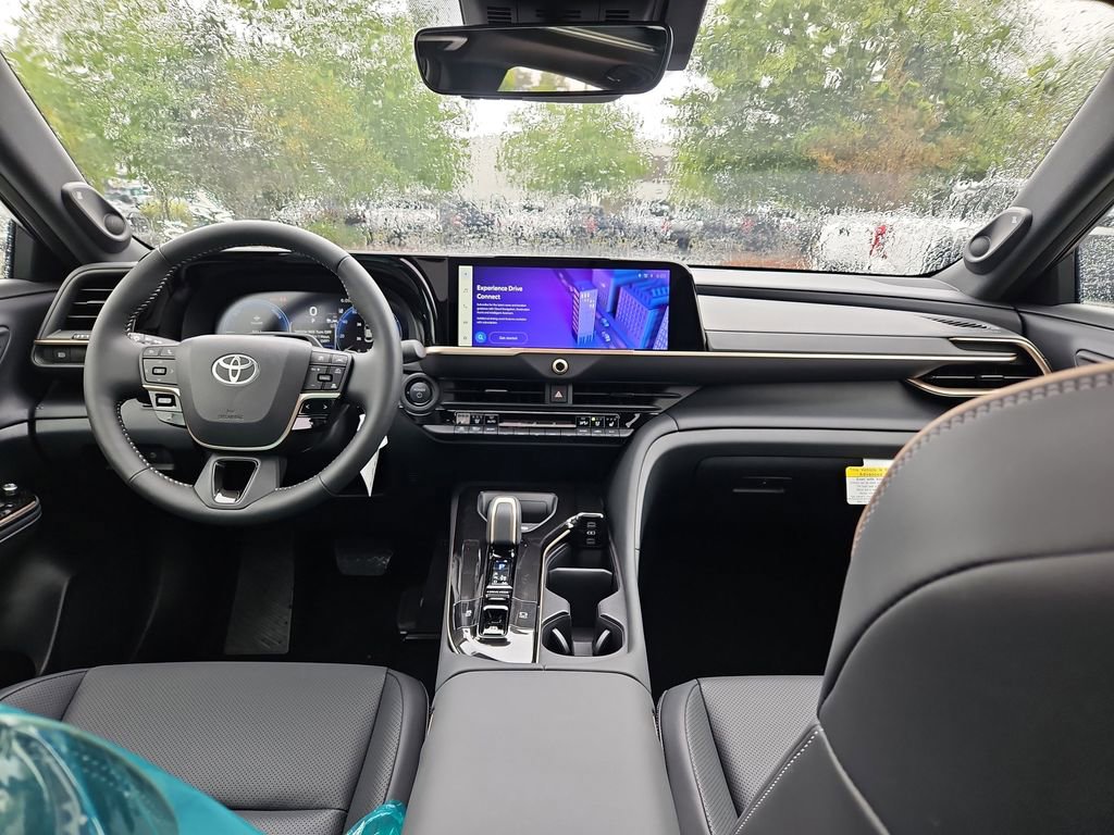 New 2026 Toyota Crown Platinum AWD/4WD image 7
