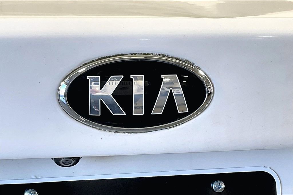 Used 2016 Kia Optima LX image 41