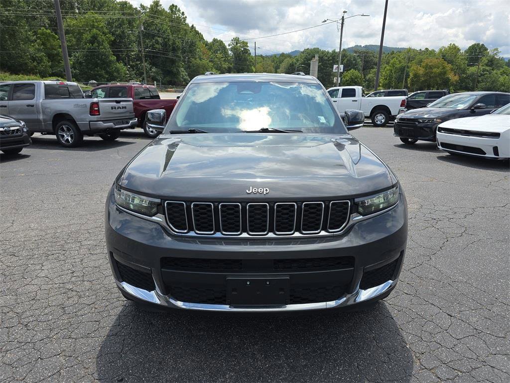 Used 2022 Jeep Grand Cherokee L Limited image 10