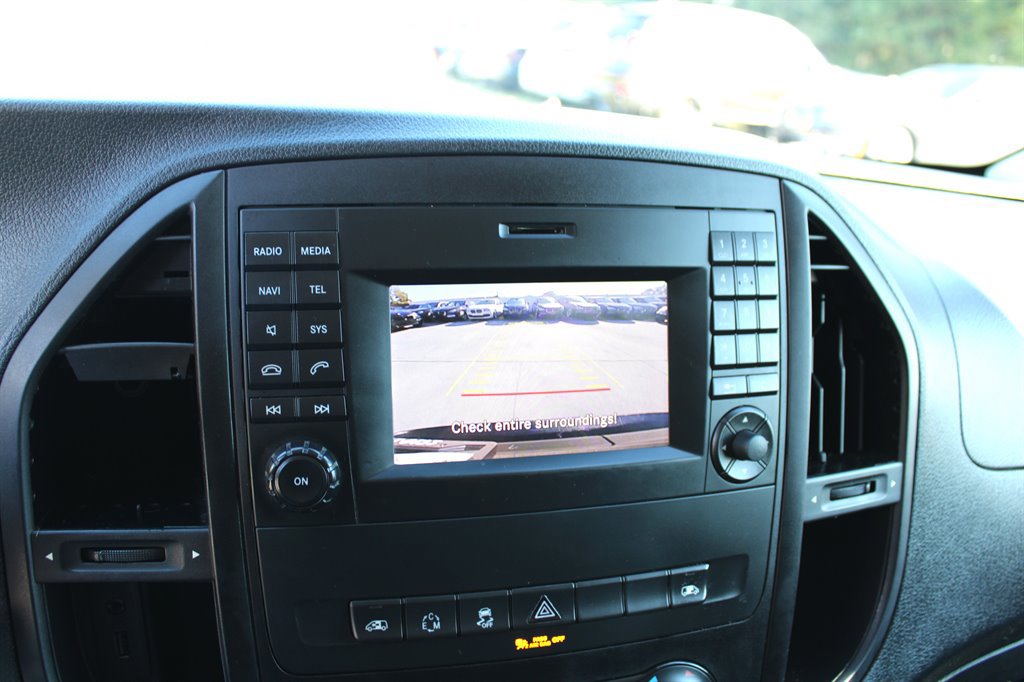 Used 2018 Mercedes-Benz Metris Passenger image 14