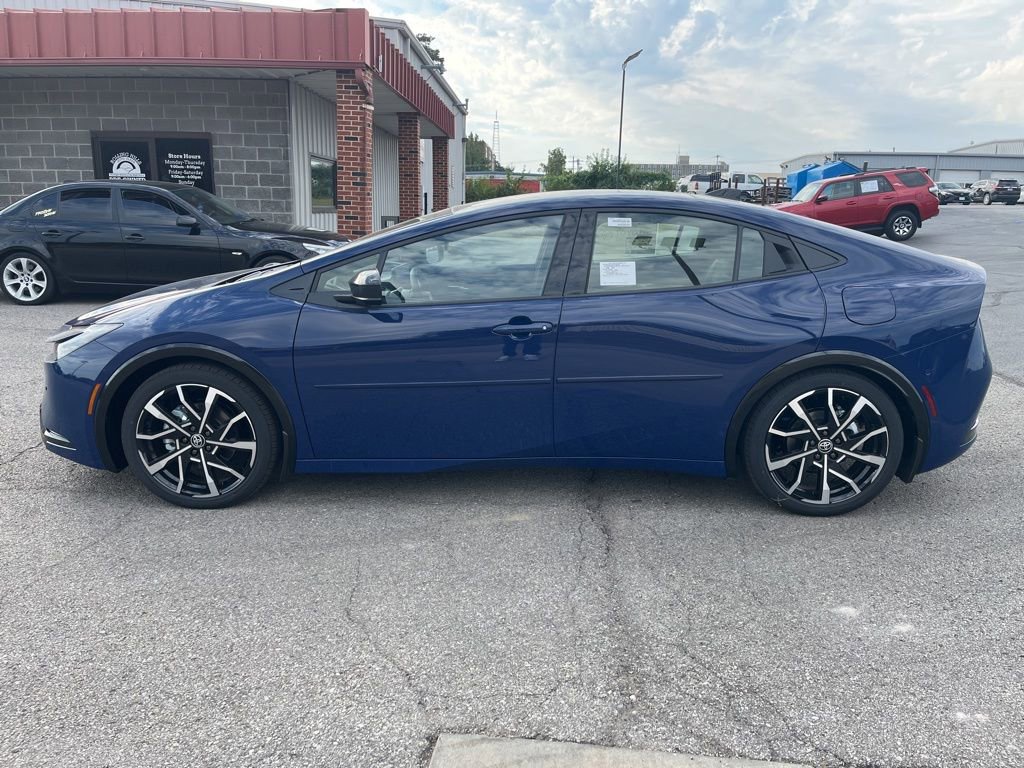 New 2026 Toyota Prius Plug-In Hybrid image 2